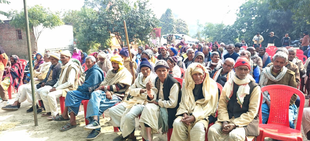 A community feast was held in Hakimpura village.