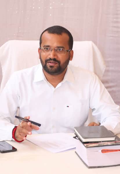 sidhi patwari nilamban anushasanheentha sharab sevan farmer registration cm helpline