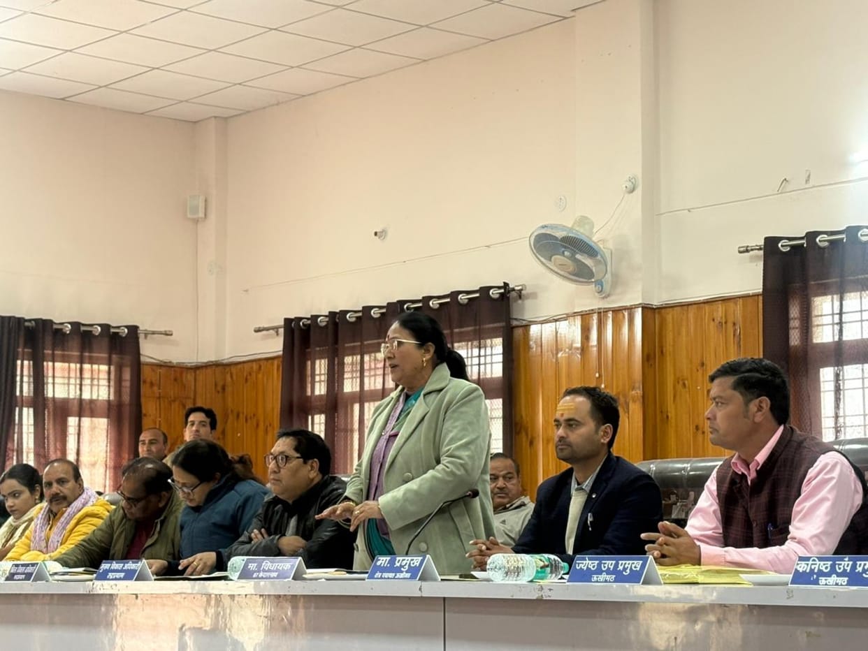 The issue of road construction was raised in the very first meeting.