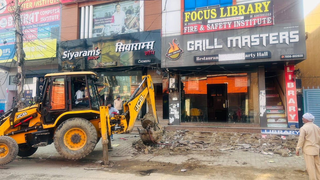 The municipal council continued its anti-encroachment drive for the second day, demolishing permanent structures.