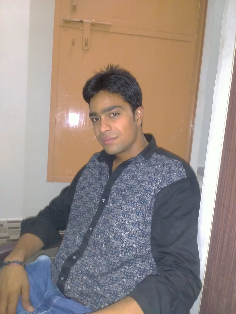 Hotel management student found hanging in PG room