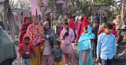 Muzaffarpur Bihar news : many houses gutted in massive fire wedding preparation reduced to ashes