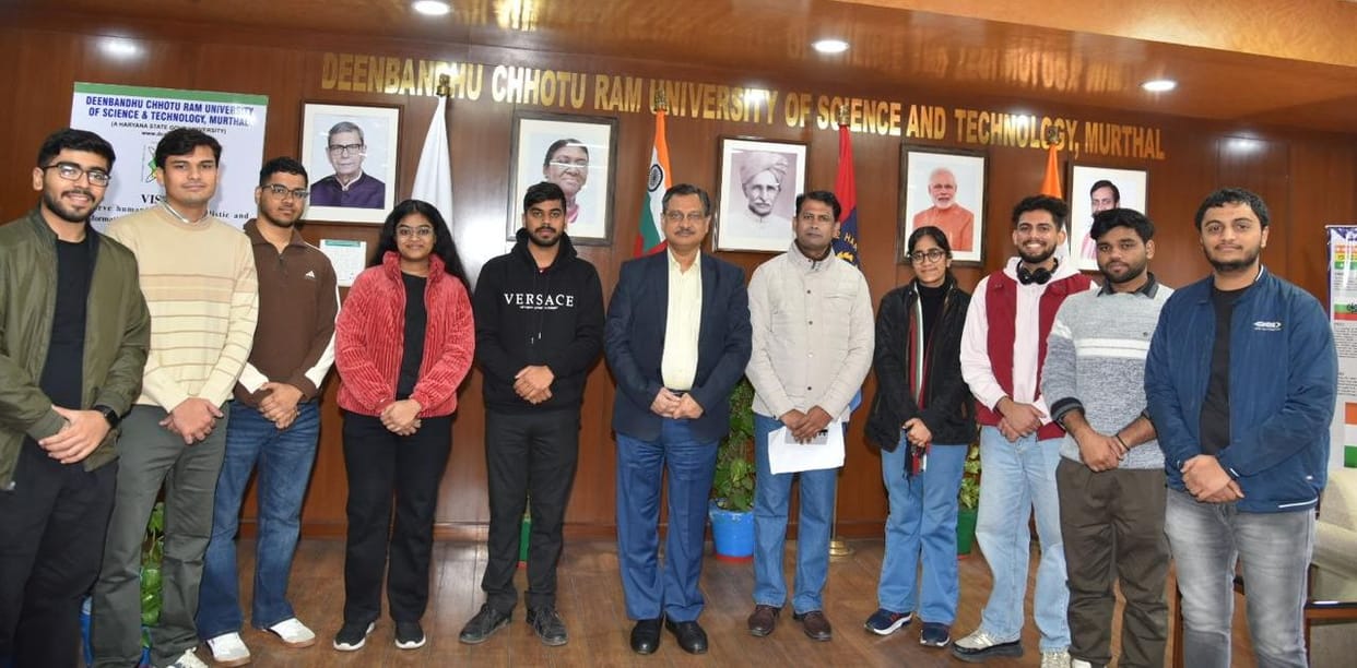 14 students were selected by an IT company.