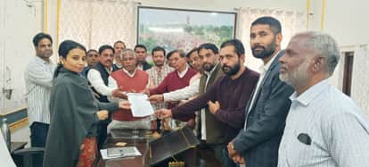 surendra singh jadawat congress alleges voter deletion by mla chandrabhan singh akya during sir process