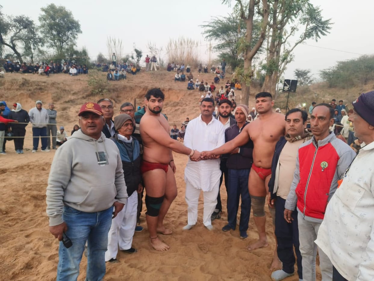 The wrestling match, worth 51,000 rupees, ended in a draw.
