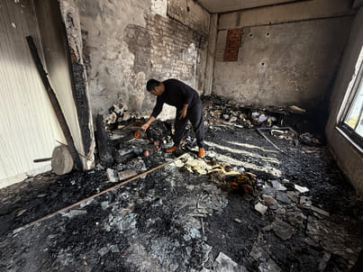 The family was sleeping, only when the fire brigade arrived did they realise there was a fire.