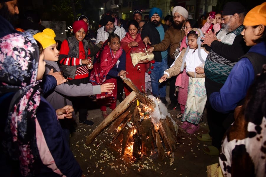 The drums played... feet danced to Bhangra-Gidda