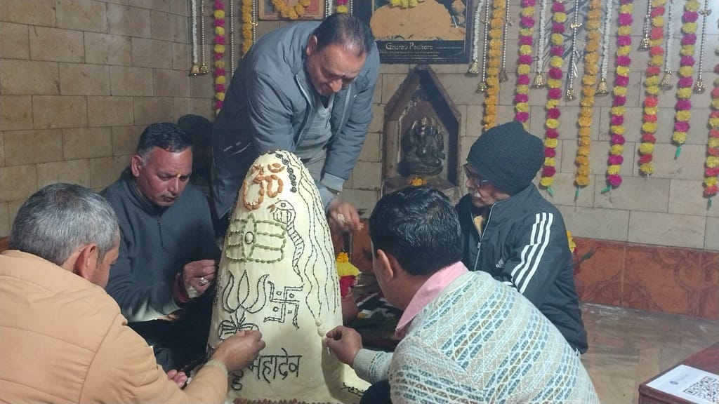 Bholenath decorated with 51 kg of butter at Kudd Mahadev