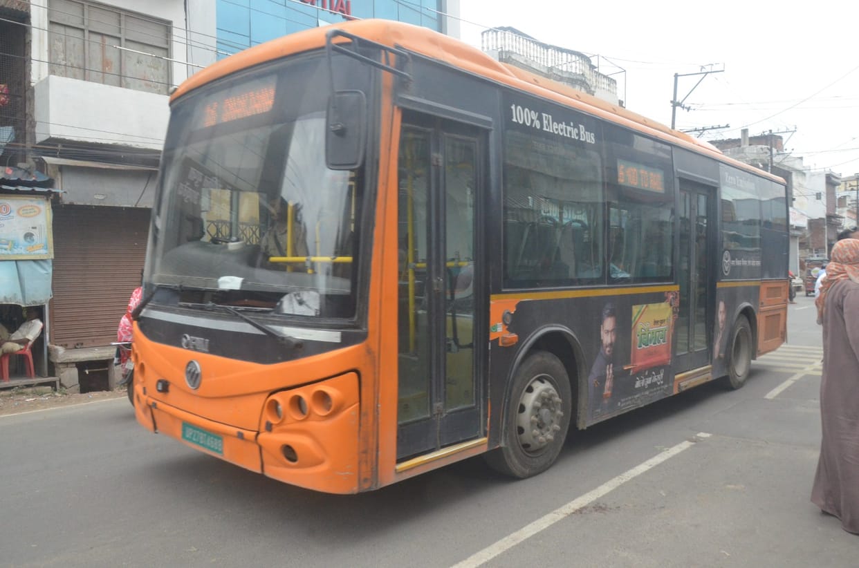 Half the fare in e-buses... Rs 10 will have to be paid from the roadways station to Bareilly turn.