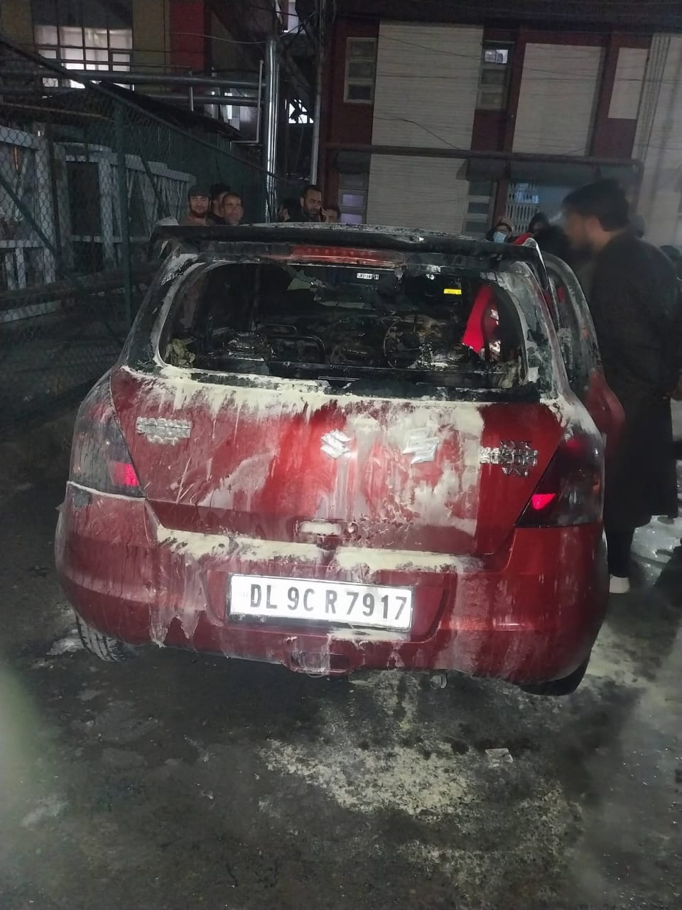 Srinagar, SHSMH, Fire, Car Burn
