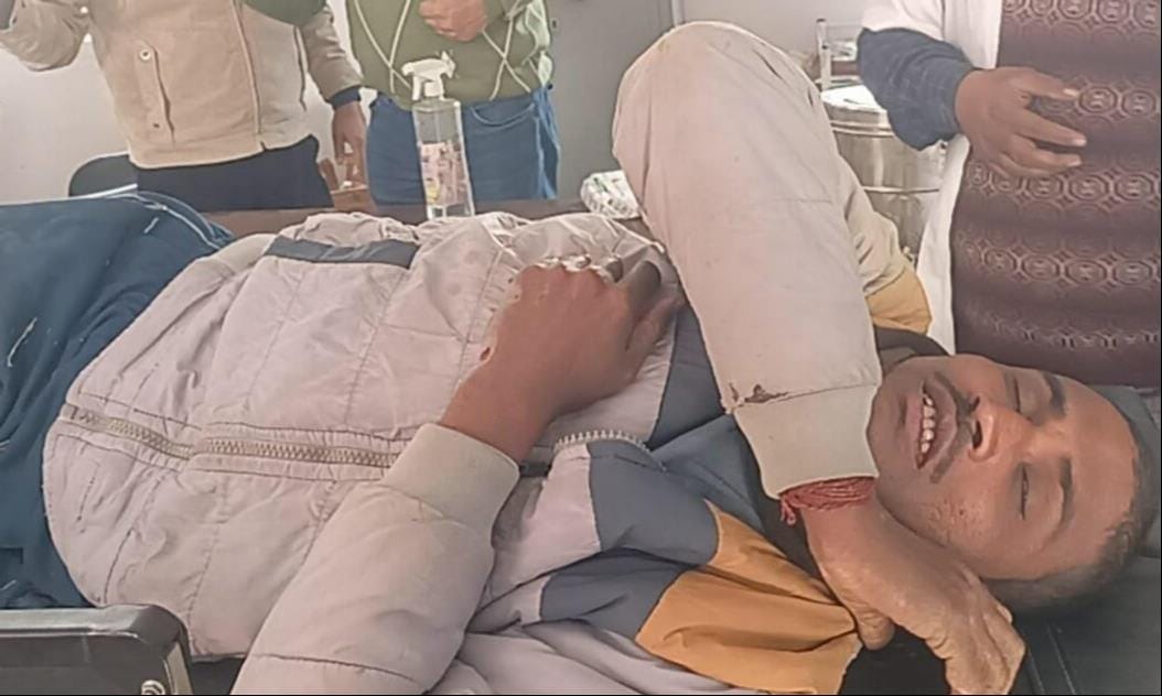 Three injured in truck collision