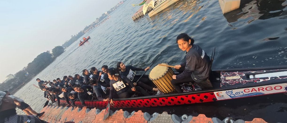Players shine at the 14th National Dragon Boat Race, securing gold and bronze medals.