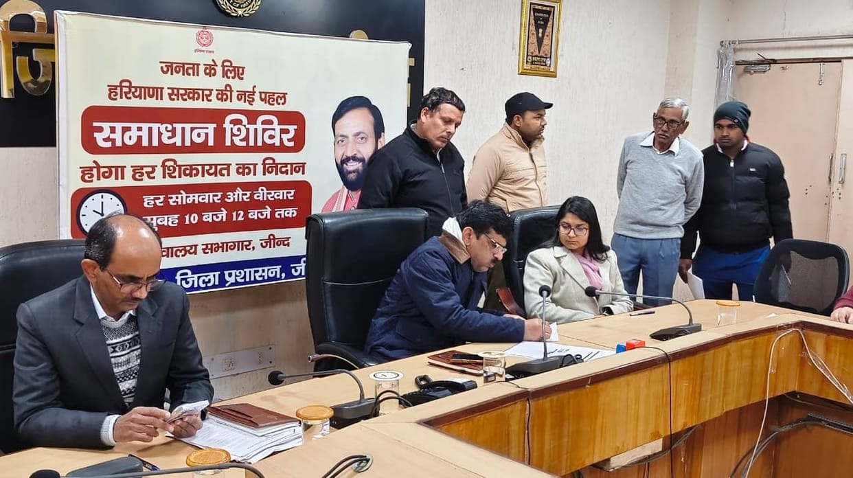 Complaints regarding sewer lines, family IDs, and electricity were received at the grievance redressal camp.