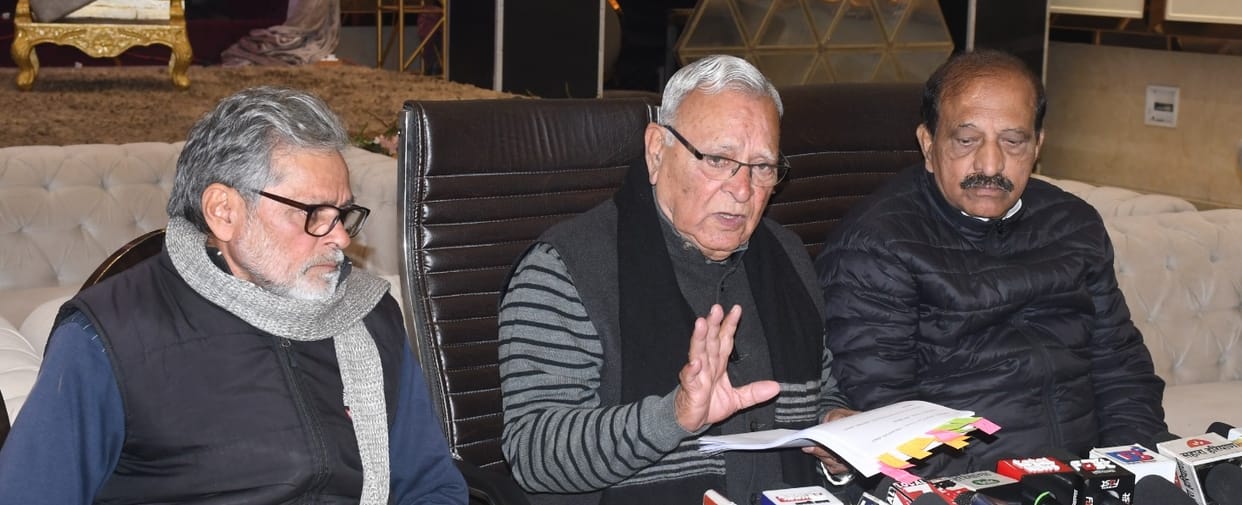 A few BJP stalwarts have grabbed land worth crores of rupees at IMT Chowk: Subhash Batra