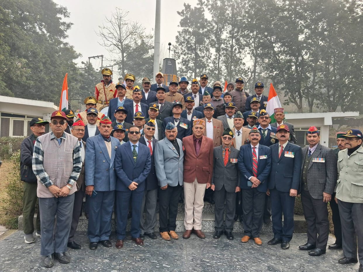 Tribute was paid to the brave soldiers of the district by offering flower wreaths at the Martyrs Memorial.