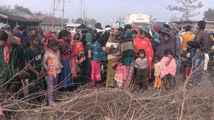 Bihar News: टीकाकरण के बाद चार माह के मासूम की संदिग्ध मौत, परिजनों ने बवाल कर नेशनल हाईवे किया जाम