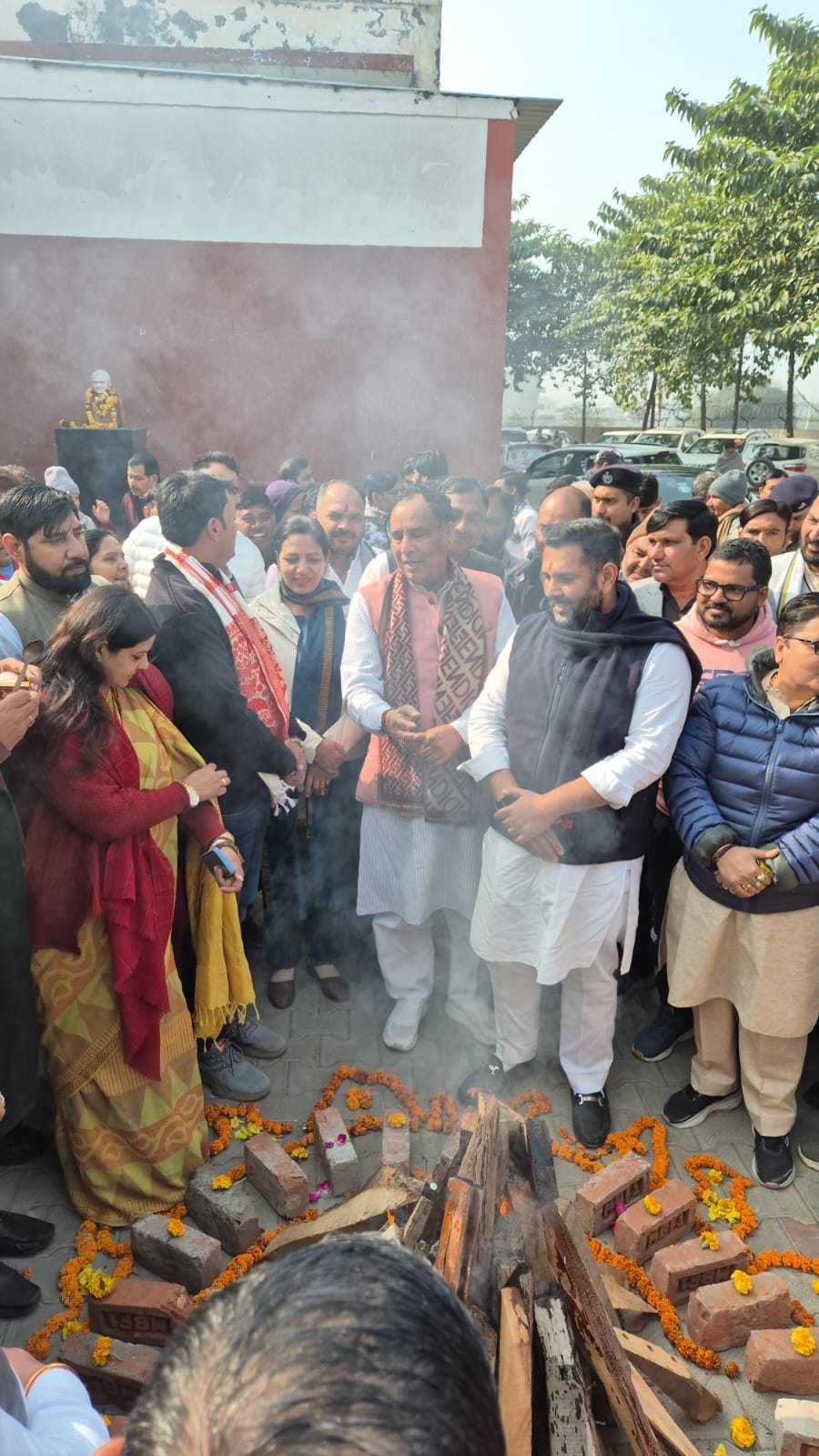 Makar Sankranti was celebrated with religious rituals and service to the needy.
