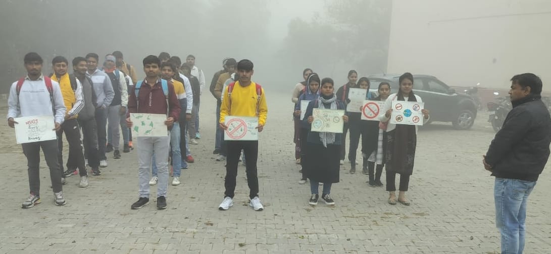 A drug de-addiction awareness rally was organized at Chhara College.