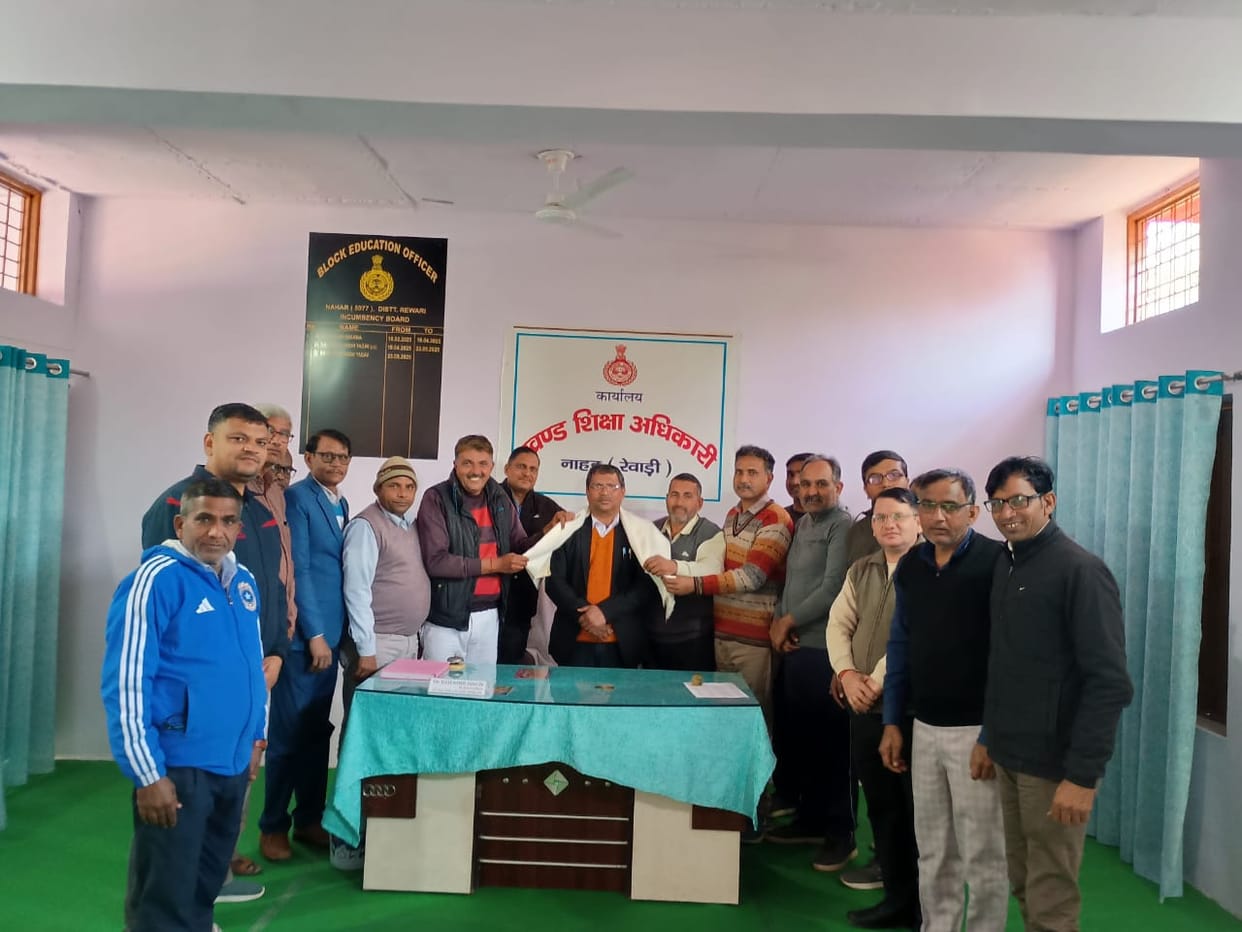Dr. Rajendra Singh Yadav was honored.
