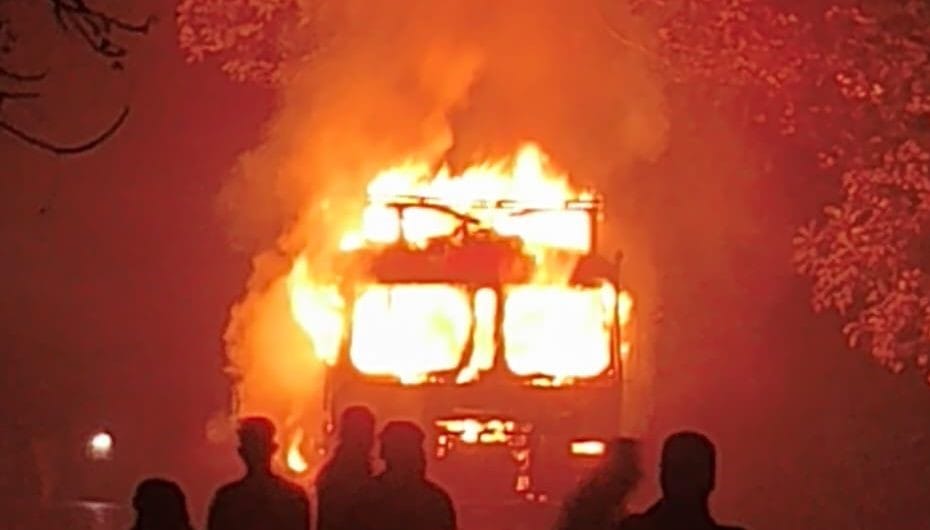 Truck going to Raebareli catches fire, 10 tons of rice burned