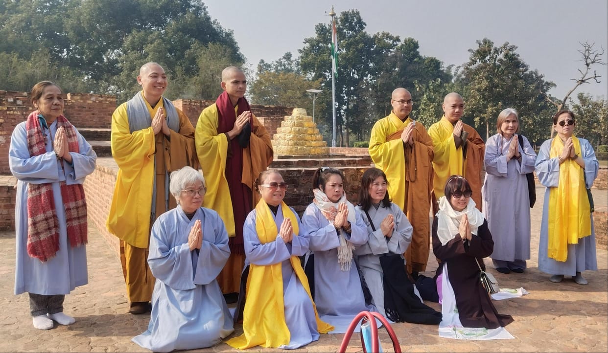 Buddha showed the path of liberation: Devanand