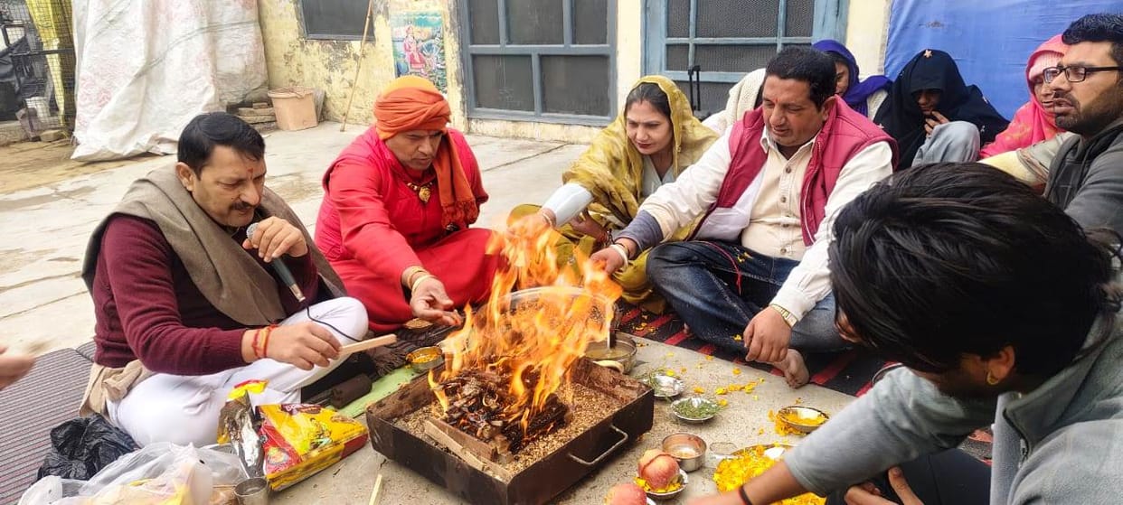 Havan and worship took place on Makar Sankranti at Jag Jyoti Darbar