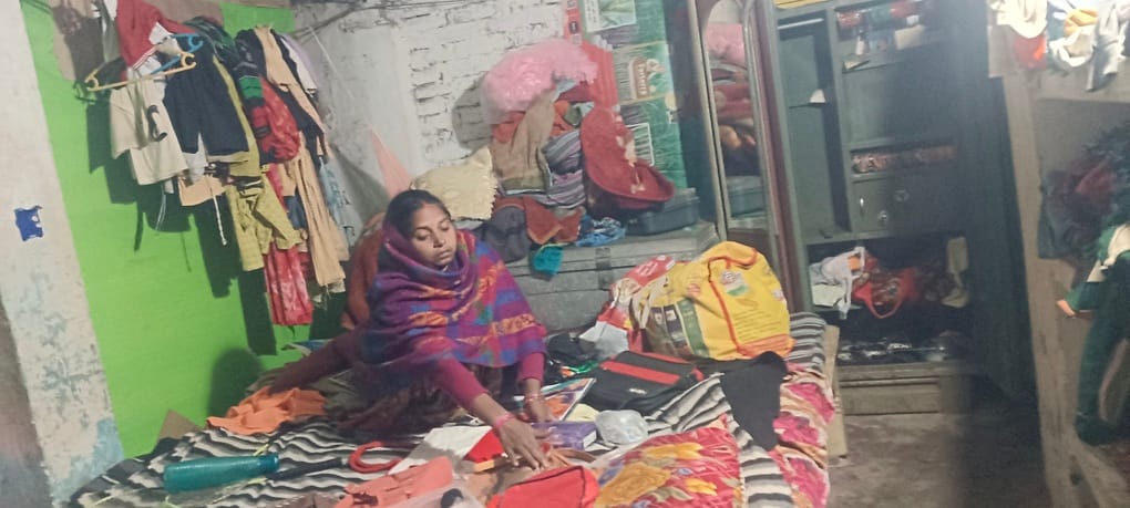Thieves broke into the house and made off with cash and jewelry.