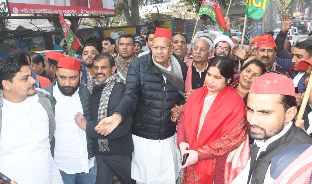 Sonu Kashyap murder case: Minister stopped at UP Gate, highway blocked in Sakauti