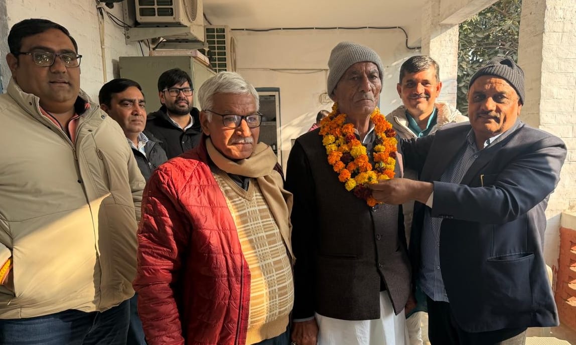 Karmaveer became a member of the Jat organization collegium