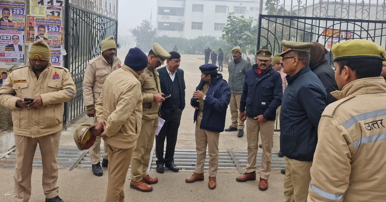 There was no voting in the Bar Council elections of Uttar Pradesh