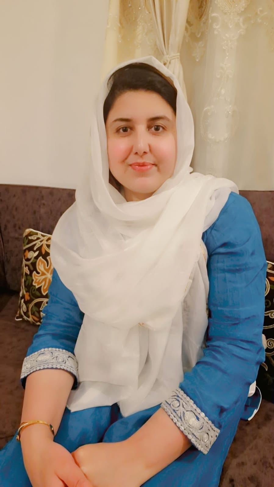Srinagar, Sadiya Bhat, Start Cab Service, Women Empowerment