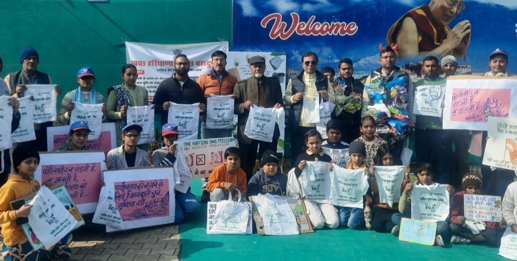 Encouraged the use of cloth and paper bags.
