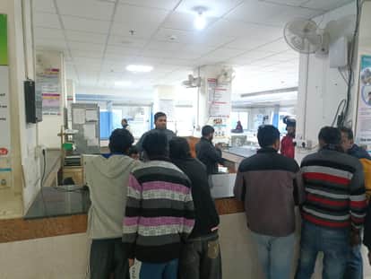 Siwan: Shooting incident in Basantpur police station area, two girls injured.