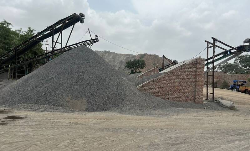 A blow to air pollution... GRAP-3 implemented in Bhiwani, mining activities banned, concern over increase in construction material prices