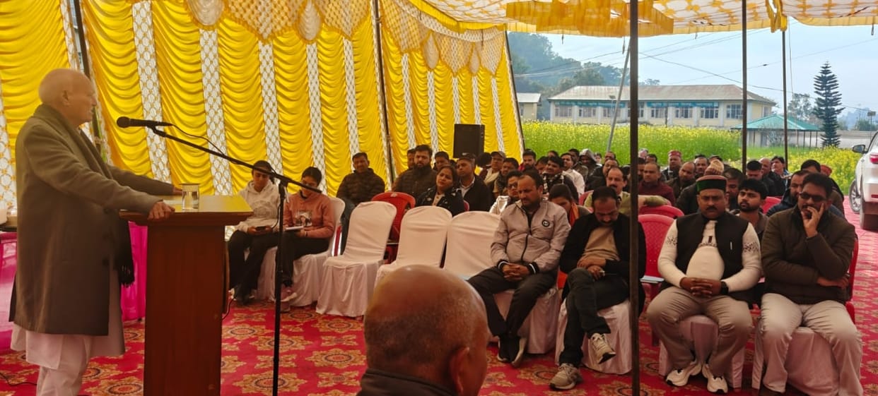Indiscriminate use of fertilizers is increasing serious diseases: Chandra Kumar