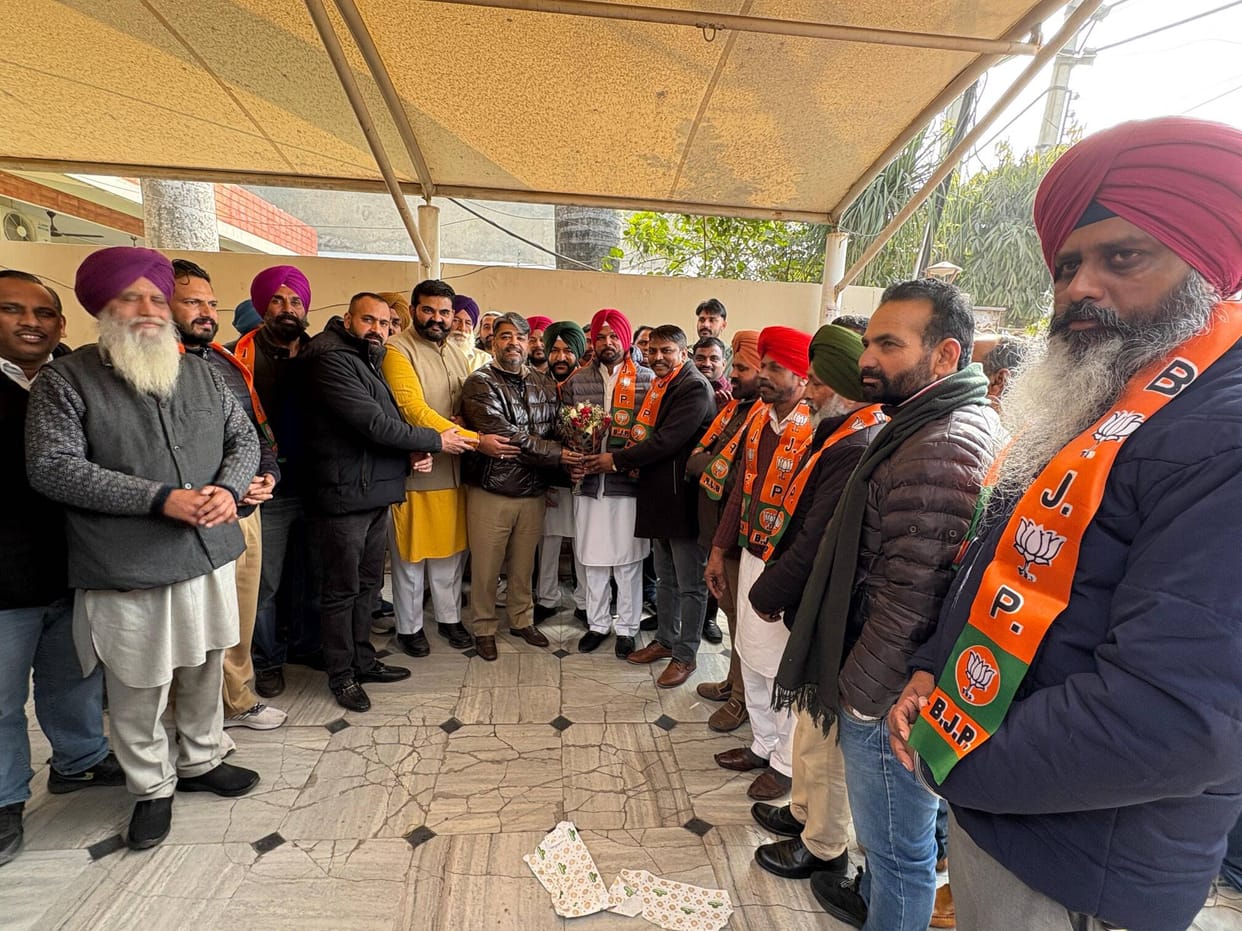 People from villages Jaitpura, Batrohan and Loh Simbli in Punjab joined the BJP.