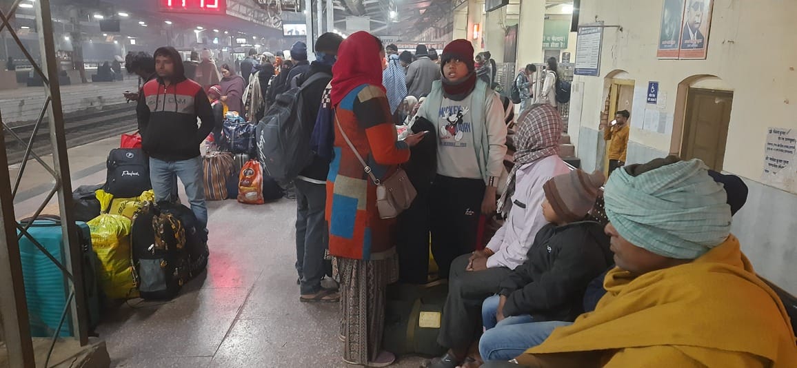 Express trains continue to be delayed, leaving passengers stranded on platforms in the cold.