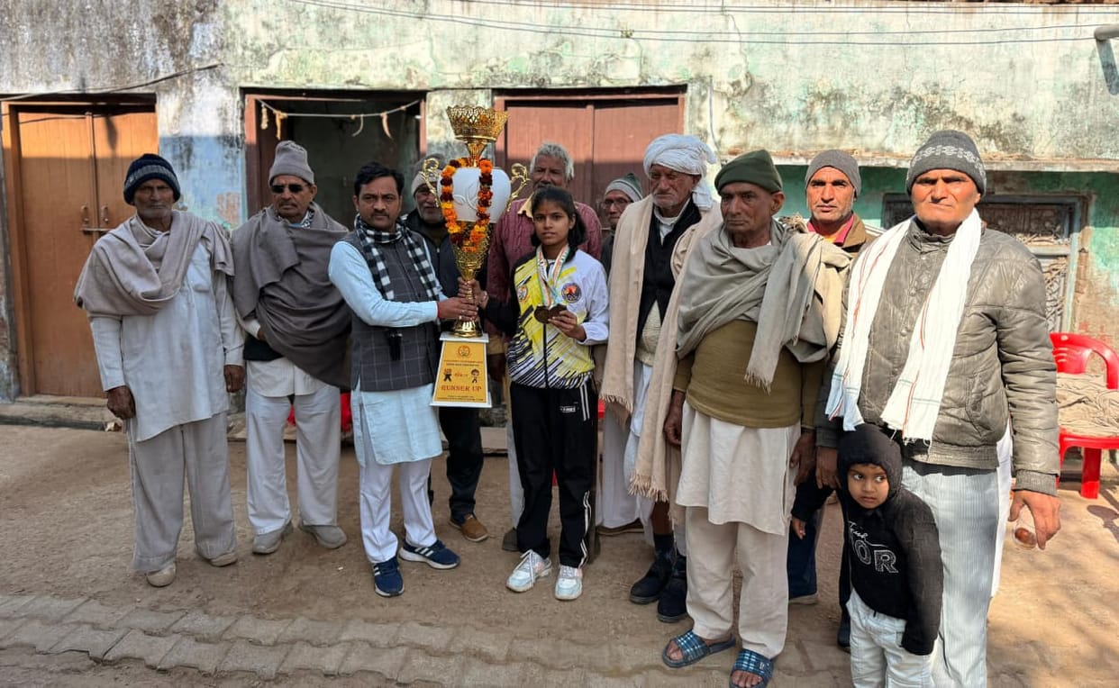 Kanika Yadav was honored for winning two medals.