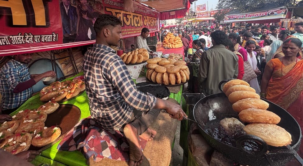 The Chowk fair gained momentum, with crowds of devotees gathering till late evening.