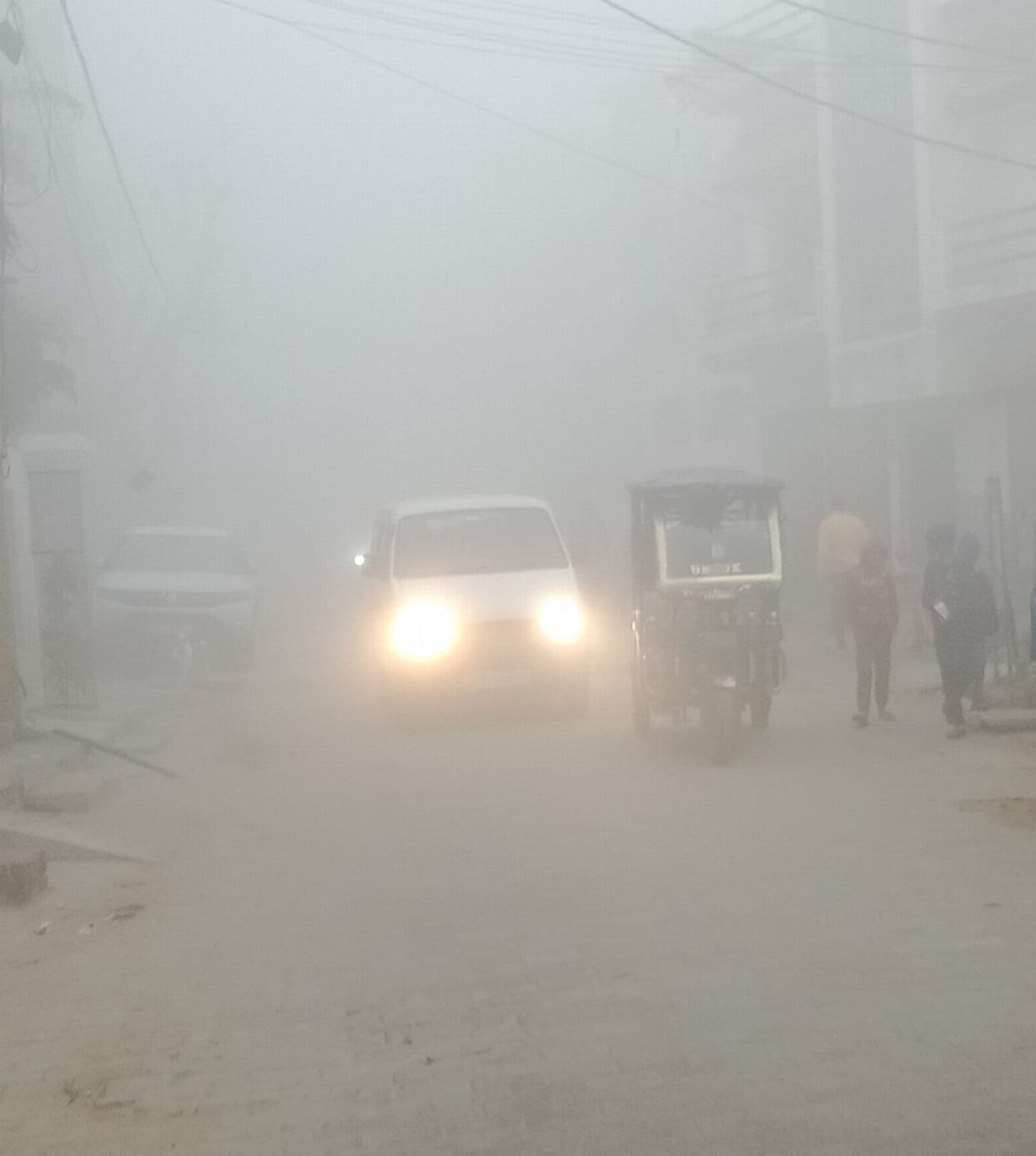 Fog slowed down traffic, reducing visibility to zero.