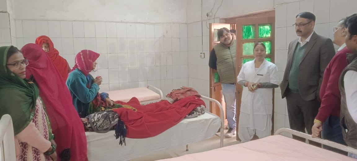 The District Homeopathic Officer and nine others, including two doctors, were found absent.