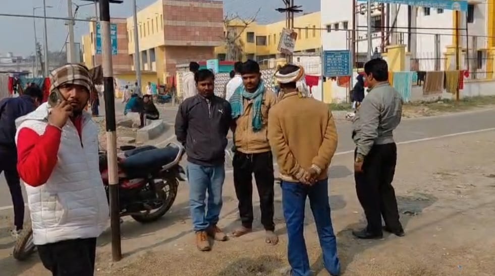 Muzaffarpur Bihar news : driver died in road accident who purchage new bike two month ago