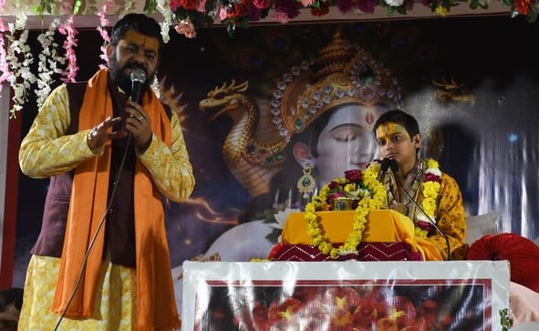 The occasion of Shri Krishna Janmashtami was described.