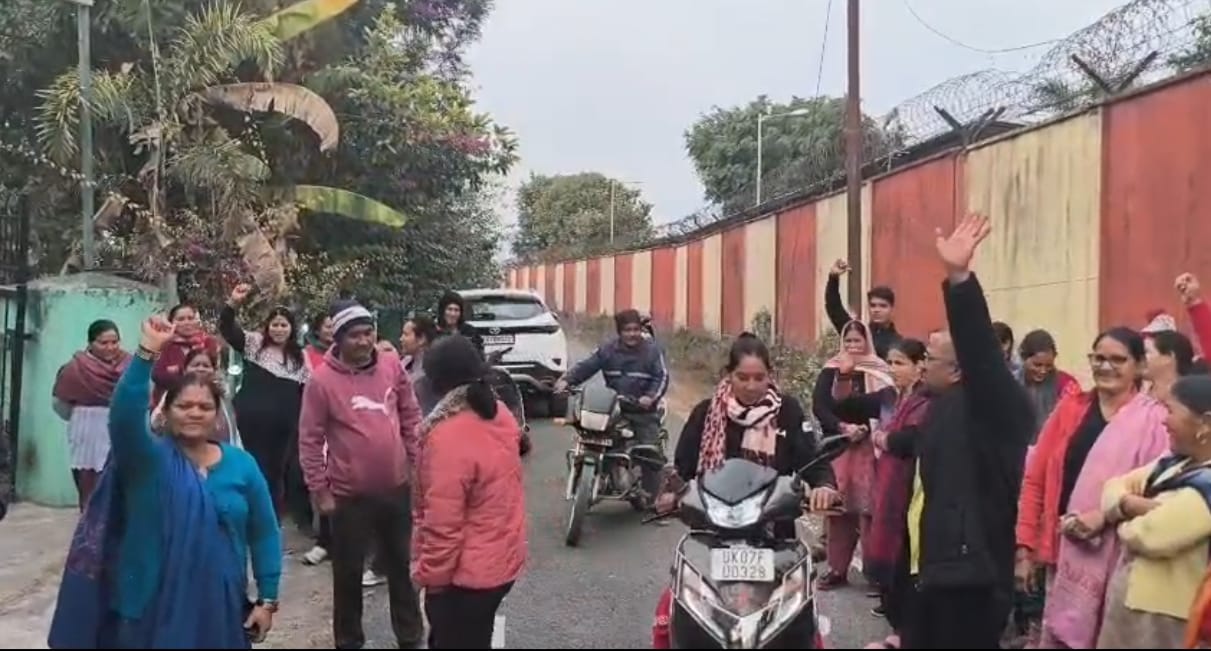 The affected people boycotted the meeting.