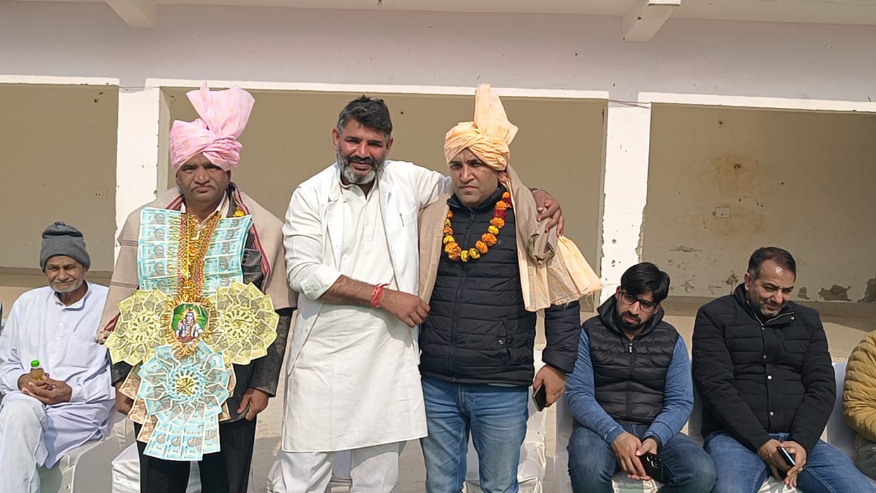 Patwari Ramesh Kumar was honored on his promotion to the post of Kanungo.