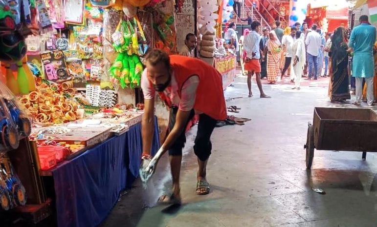 A wave of faith will surge on Mauni Amavasya, cleaning of the ghats is complete.
