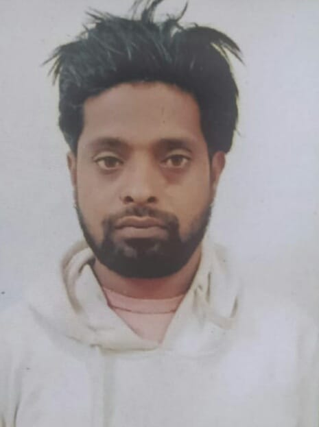 A confectioner died after being hit by an unknown vehicle.