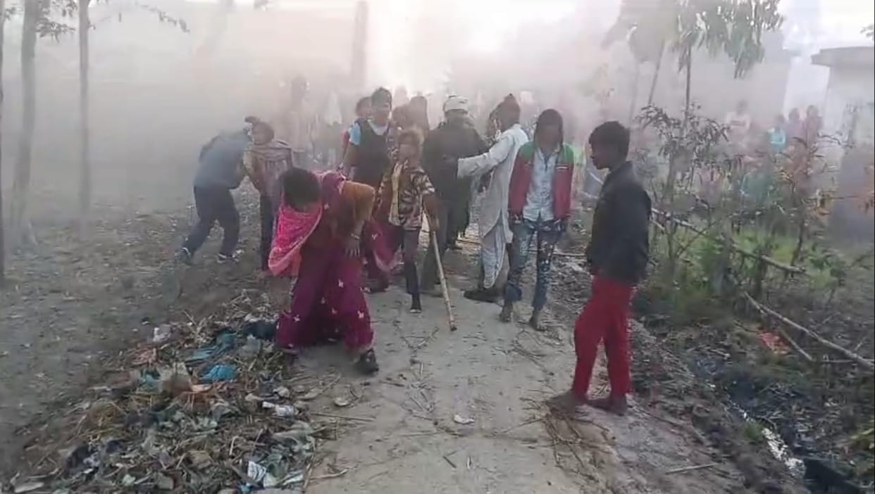 Clashes erupt over toilet construction, seven people injured.