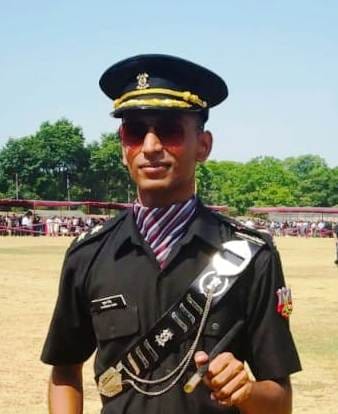 UP: Car fell into 50 meter deep ditch, Meerut resident Meerut Shubham Saini died, accident happened in Chakrat