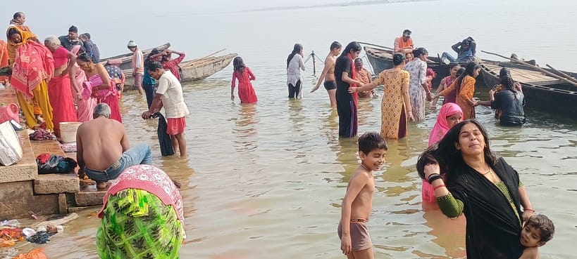 A dip of faith was taken on Mauni Amavasya